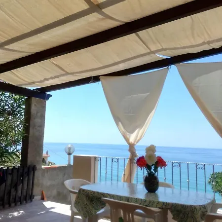 בית נופש Casa Con Panorama Mozzafiato 300 M Dal Mare