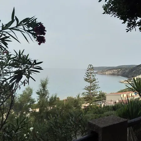 בית נופש Casa Con Panorama Mozzafiato 300 M Dal Mare ארבוס
