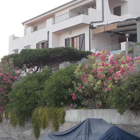 Casa Con Panorama Mozzafiato 300 M Dal Mare * ארבוס