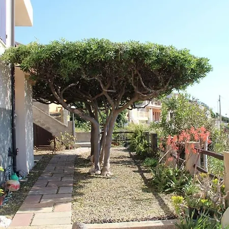 Casa Con Panorama Mozzafiato 300 M Dal Mare *